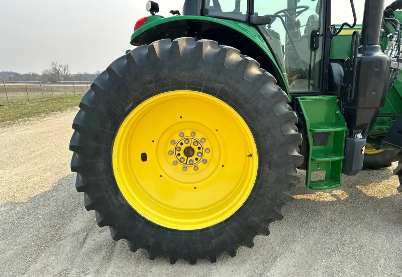 2020 John Deere 6155M photo 70