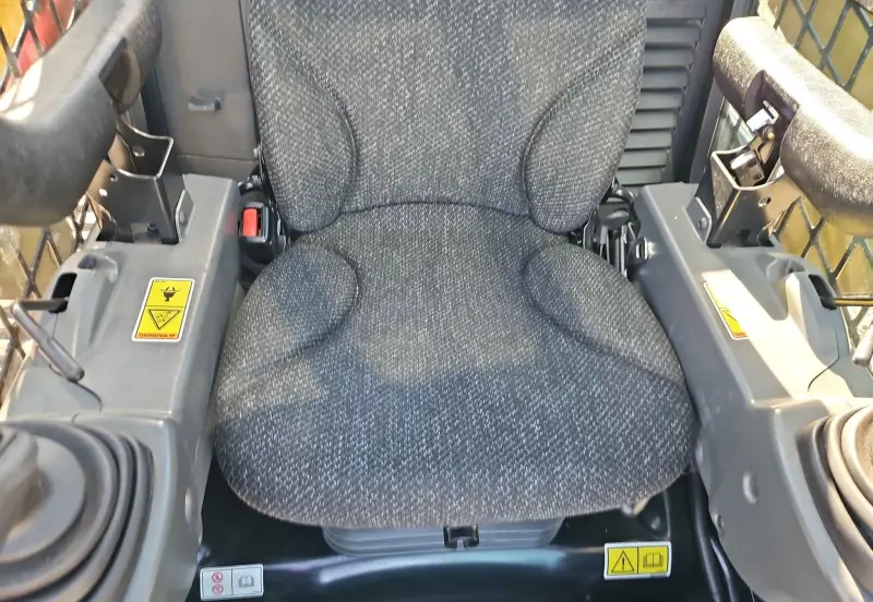 2019 Caterpillar 239D photo 28