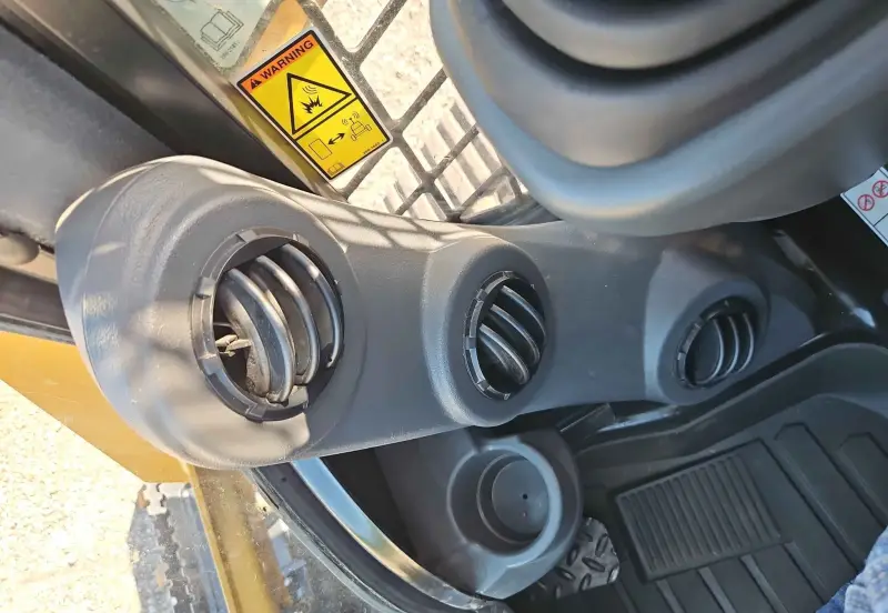 2019 Caterpillar 239D photo 41