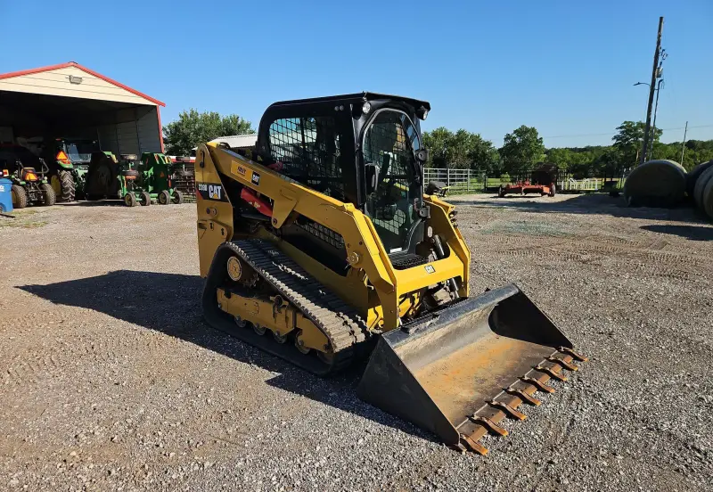 2019 Caterpillar 239D photo 3