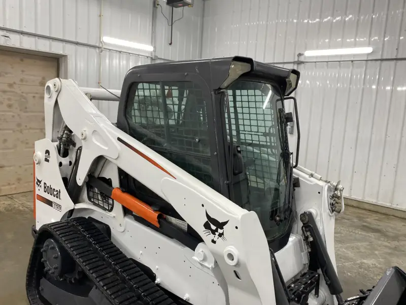 2014 Bobcat T650 photo 9