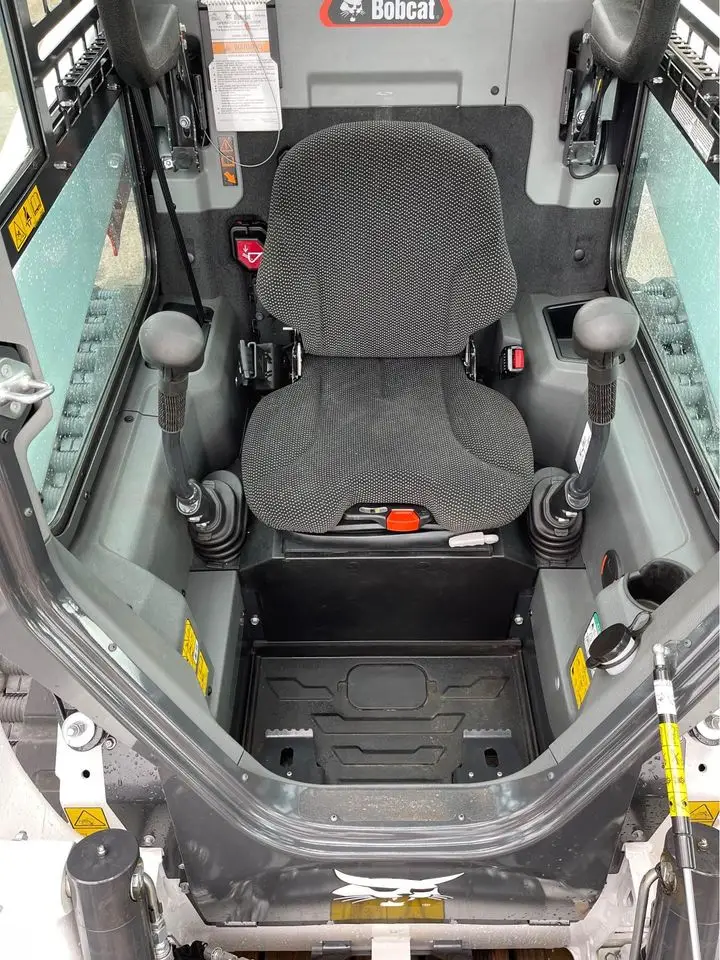 2020 Bobcat T66 photo 19