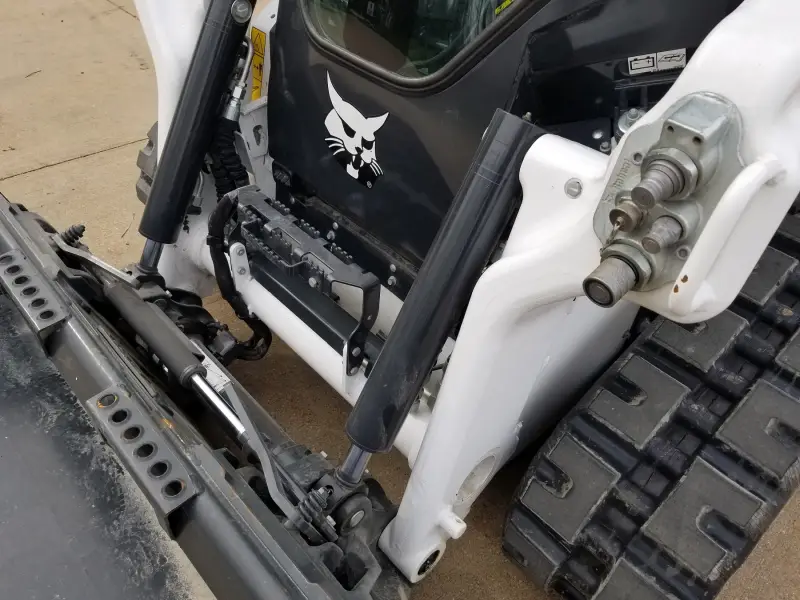 2020 Bobcat T66 photo 14
