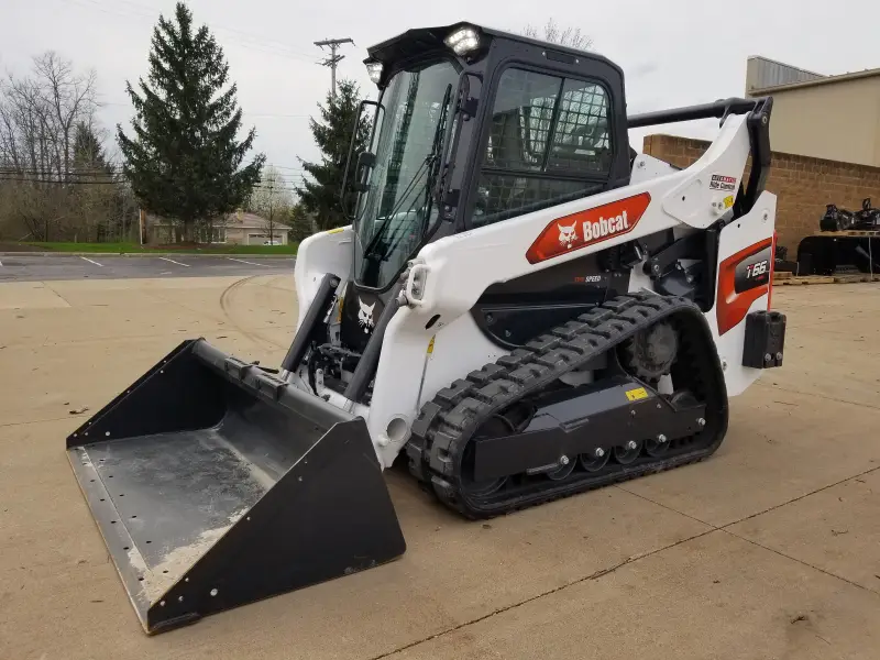 2020 Bobcat T66 photo 11