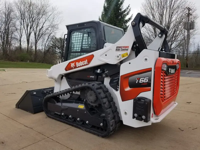 2020 Bobcat T66 photo 12