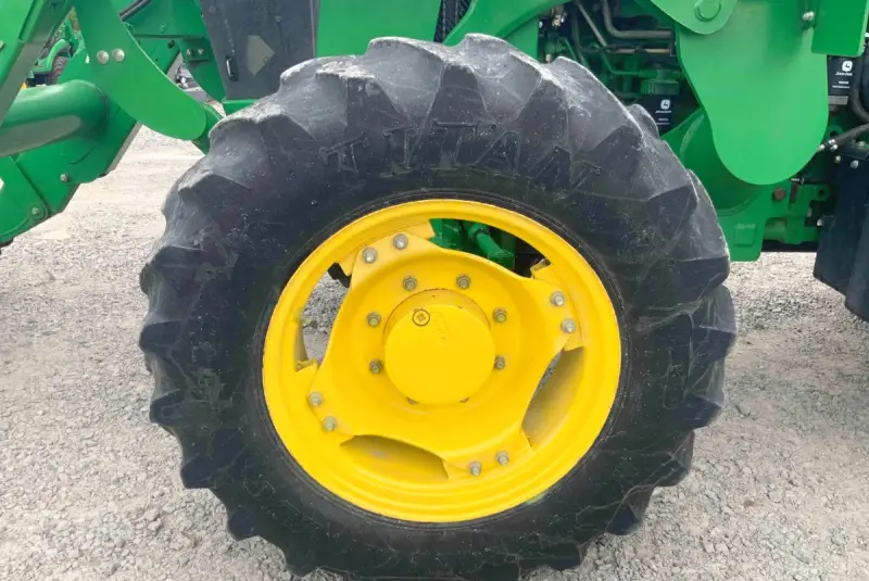2013 John Deere 5100E MFWD Tractor photo 36