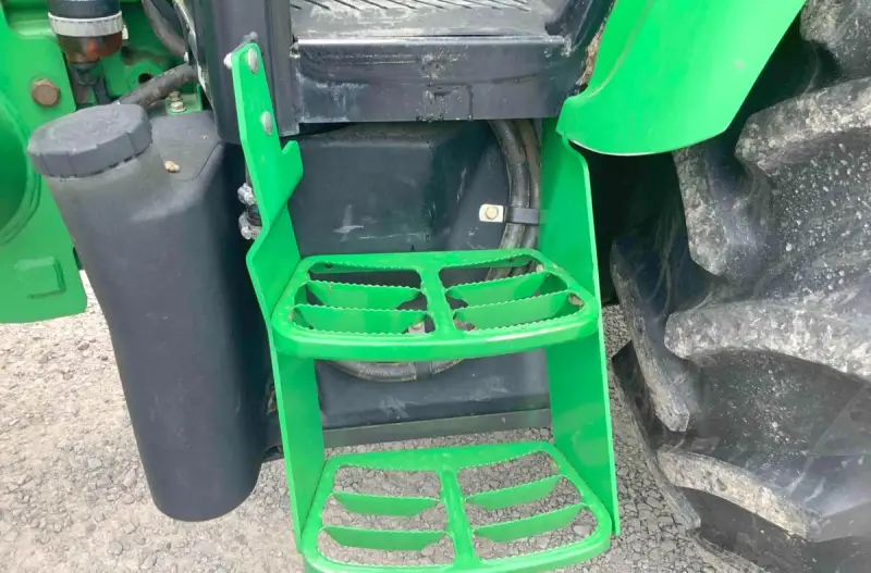 2013 John Deere 5100E MFWD Tractor photo 50