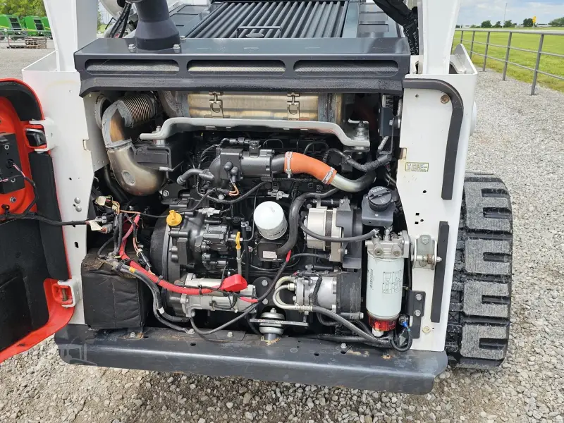 2020 Bobcat T770 photo 18