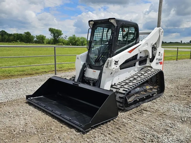 2020 Bobcat T770 photo 1