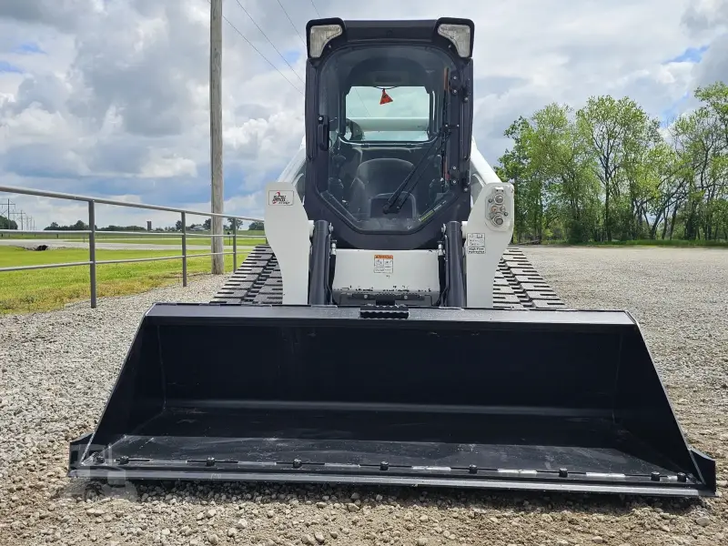 2020 Bobcat T770 photo 2