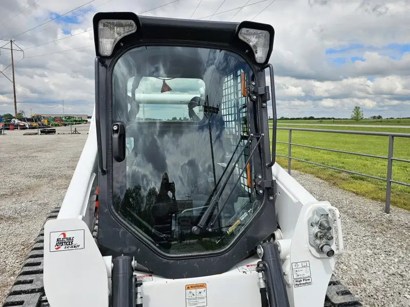 2020 Bobcat T770 photo 6