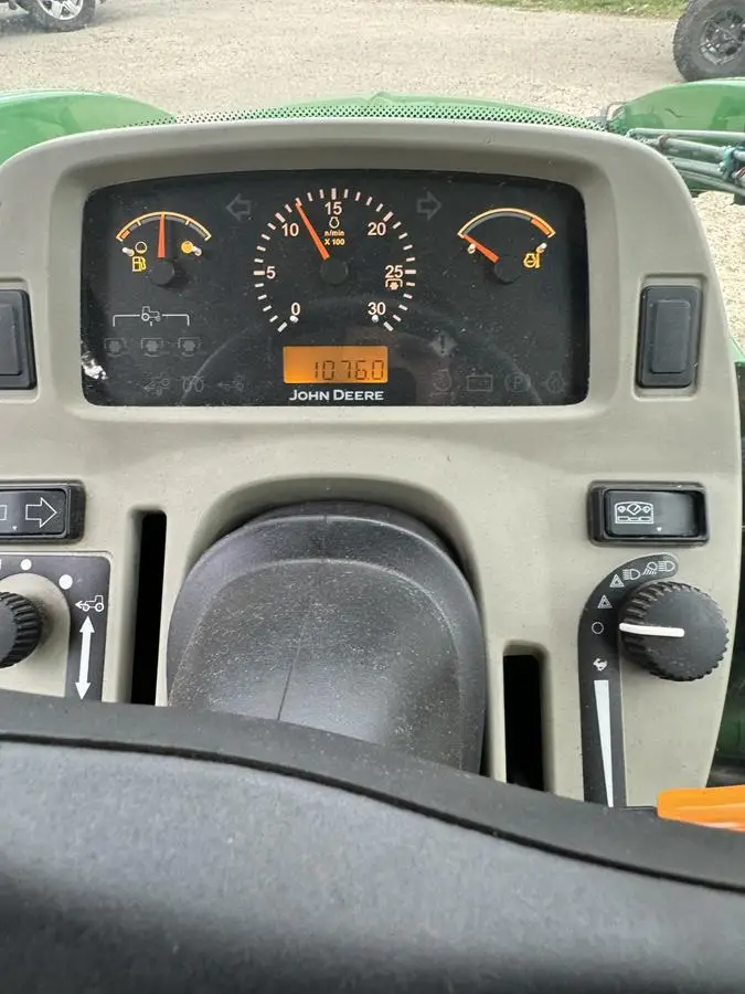 2010 JOHN DEERE 3720 + Attachments photo 14