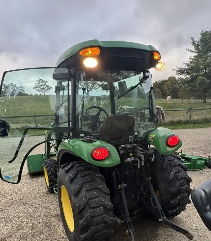2010 JOHN DEERE 3720 + Attachments photo 34