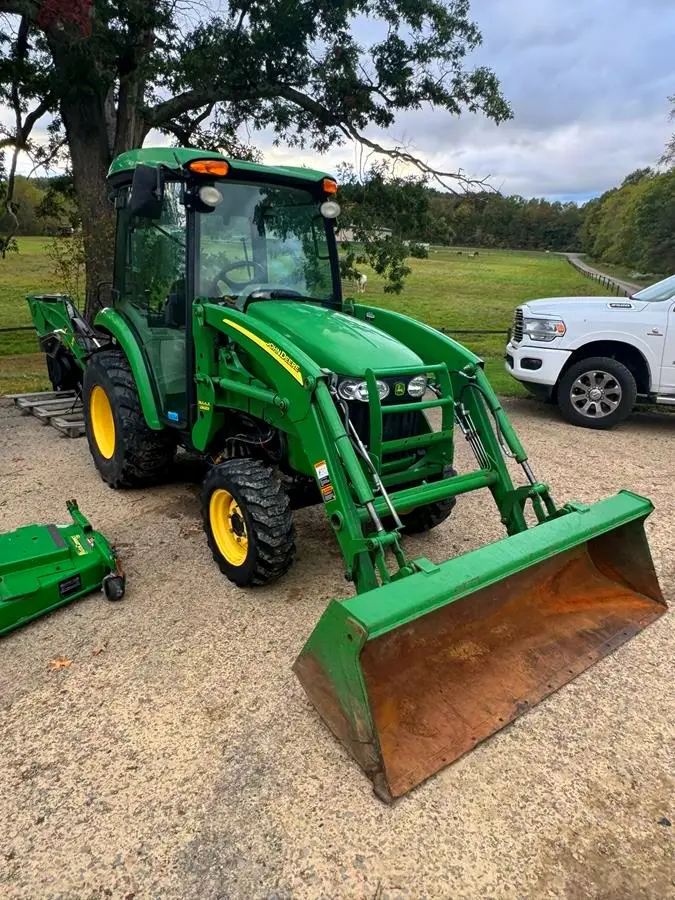2010 JOHN DEERE 3720 + Attachments photo 16