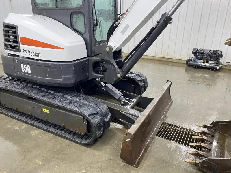 2015 Bobcat E50 photo 15