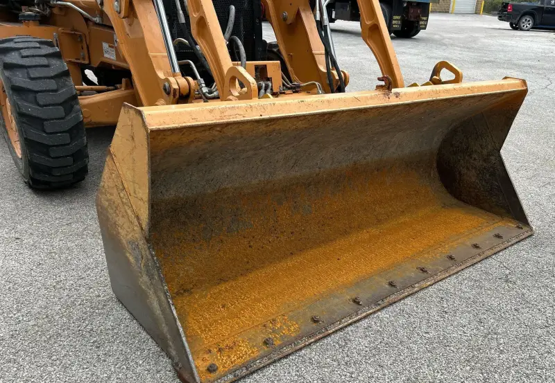 2010 Case 580 Super N photo 12