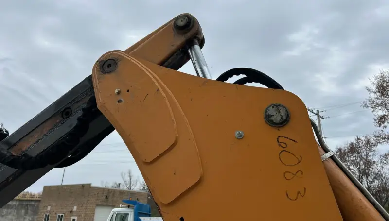 2010 Case 580 Super N photo 37