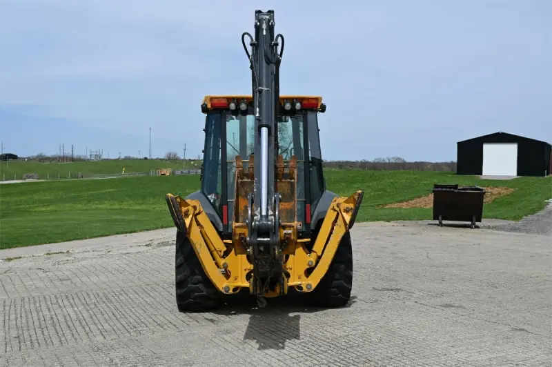 2015 John Deere 310SL photo 8