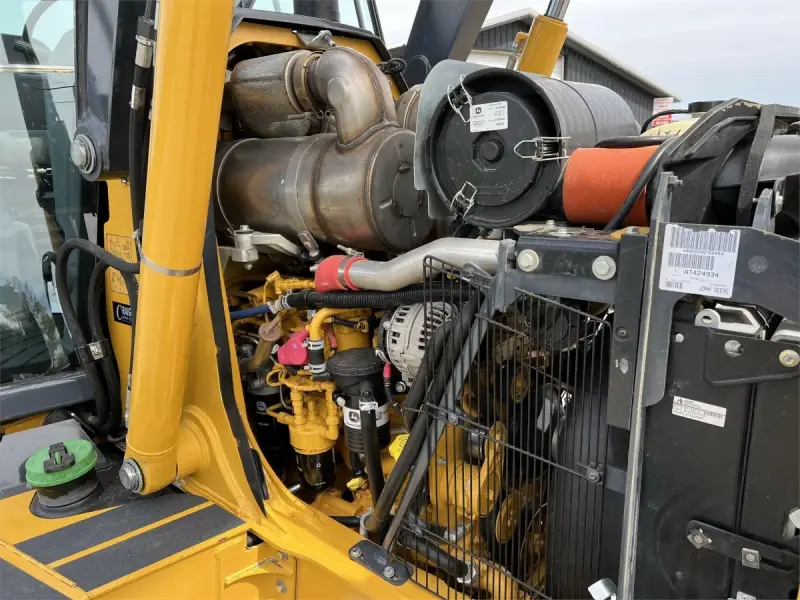 2015 John Deere 310SL photo 30