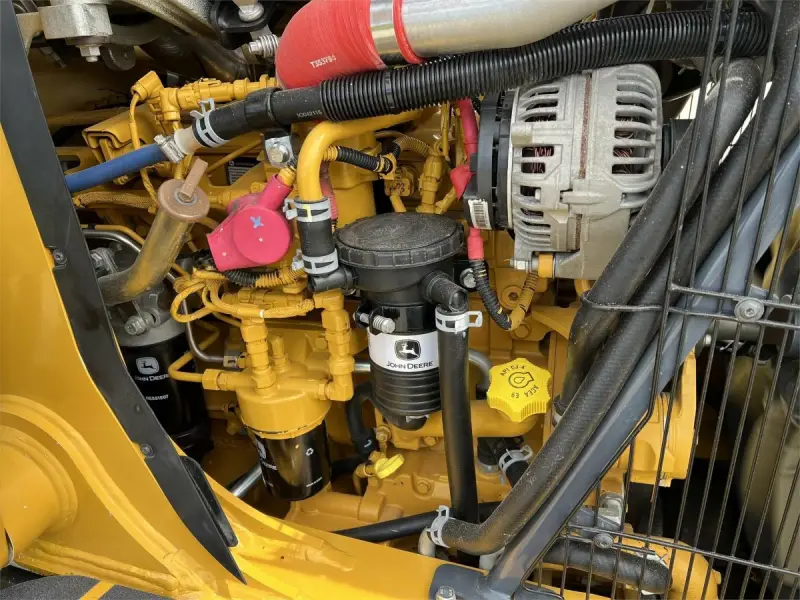 2015 John Deere 310SL photo 29