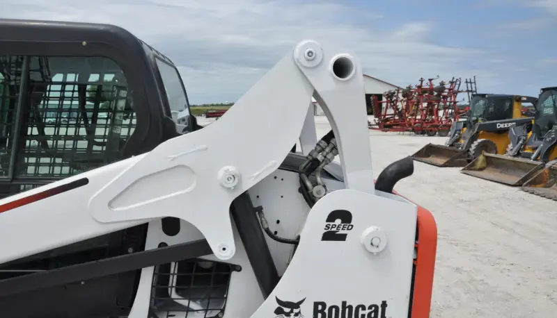 2016 Bobcat T595 photo 12