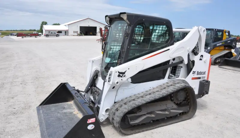 2016 Bobcat T595 photo 1