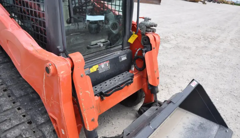 2017 Kubota SVL95-2S photo 22
