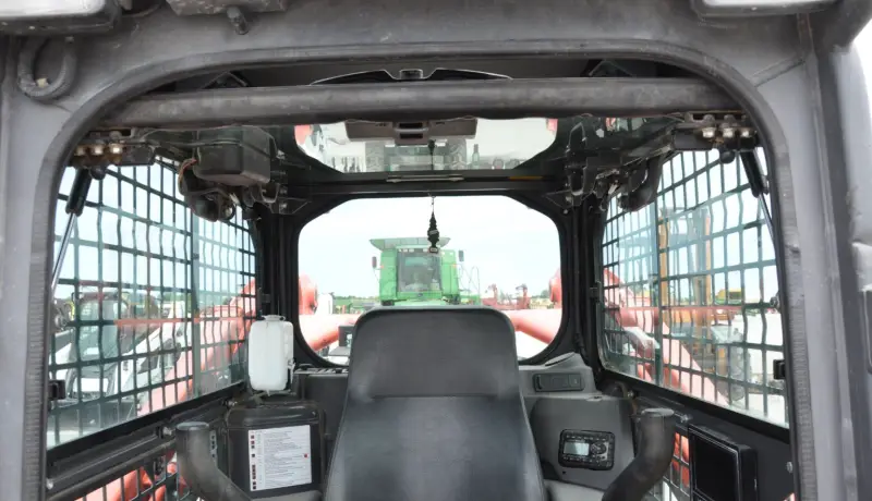 2017 Kubota SVL95-2S photo 31