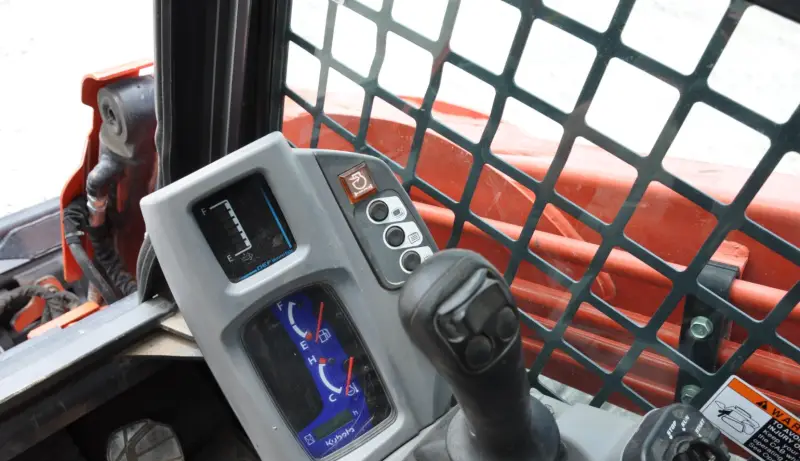2017 Kubota SVL95-2S photo 35