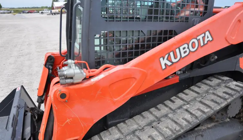 2017 Kubota SVL95-2S photo 13