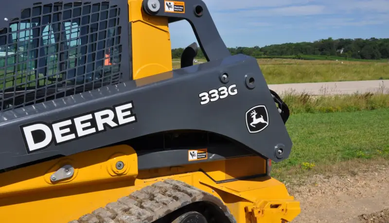 2018 John Deere 333G photo 19