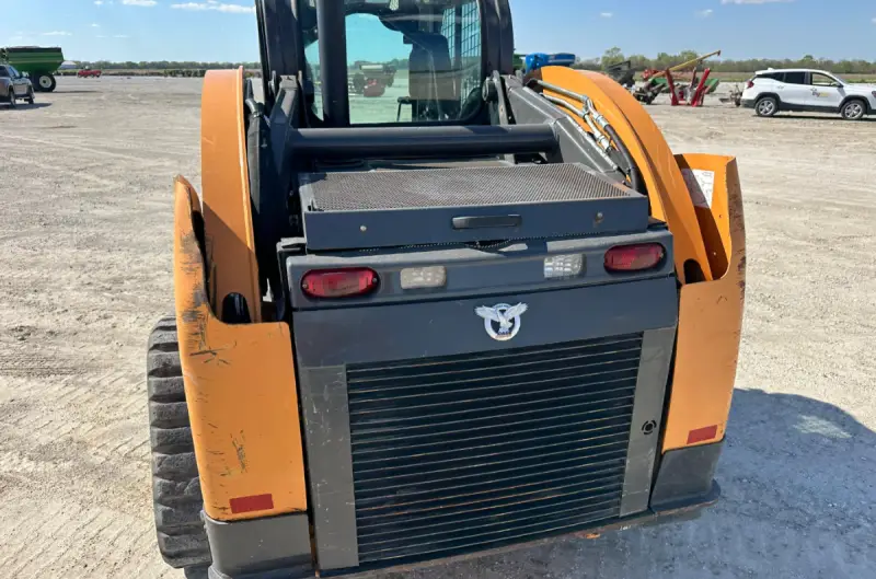2019 Case TV370 photo 23