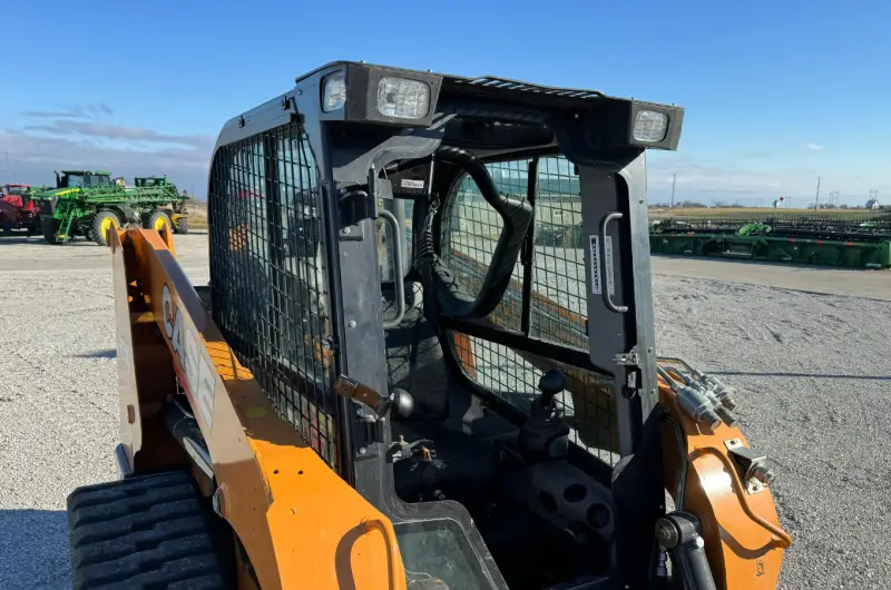 2020 Case TR310 photo 9