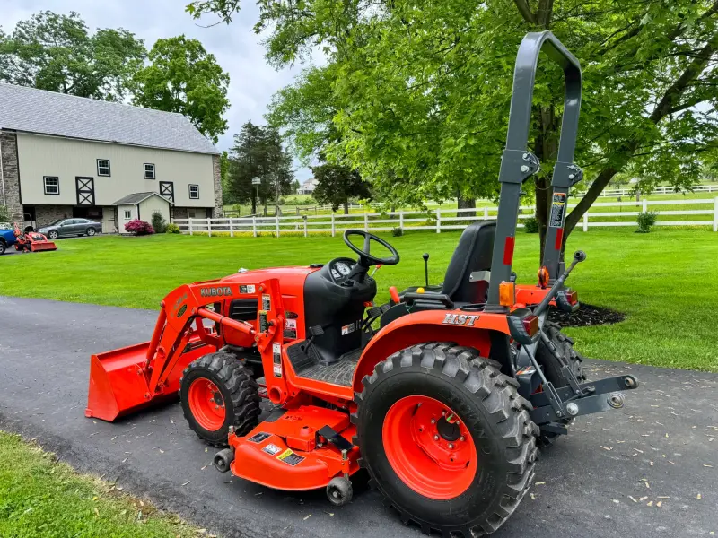 2014 Kubota B2920 Tractor Loader Snowblower photo 31