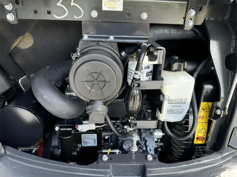 2019 BOBCAT E35I photo 6