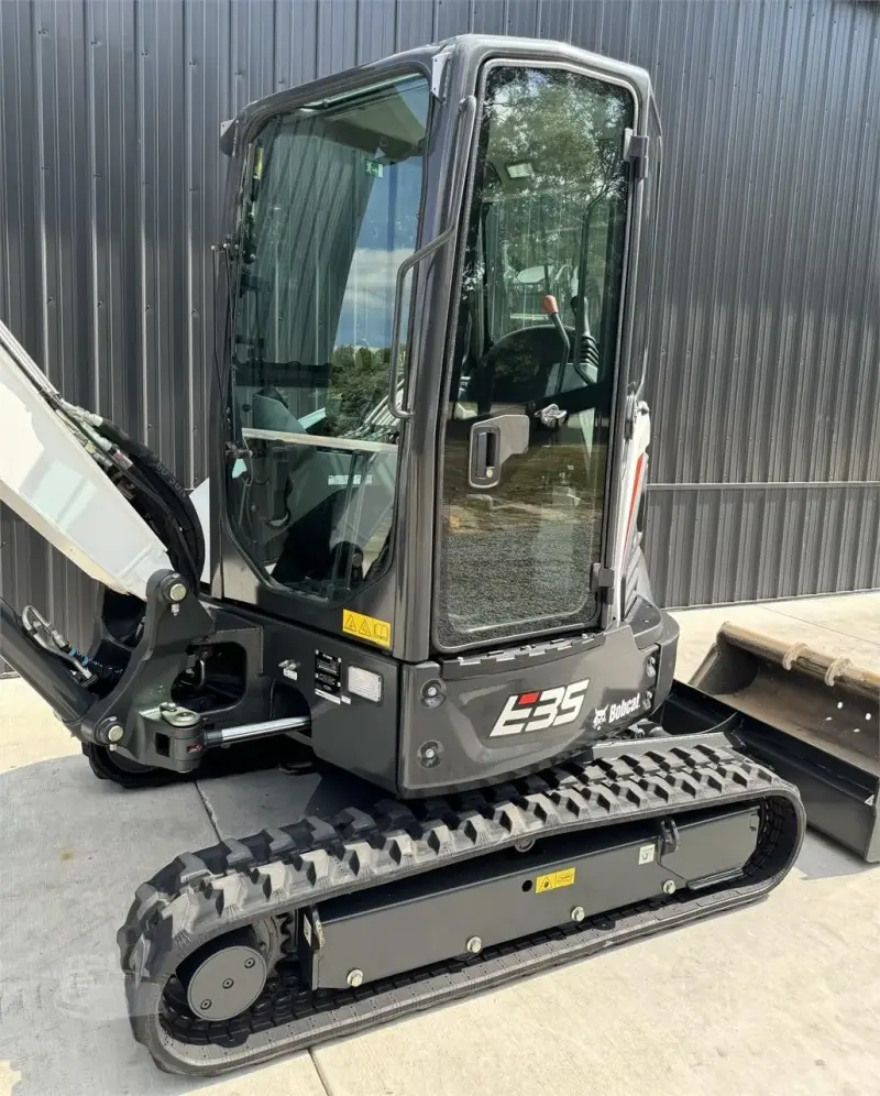 2019 BOBCAT E35I photo 17