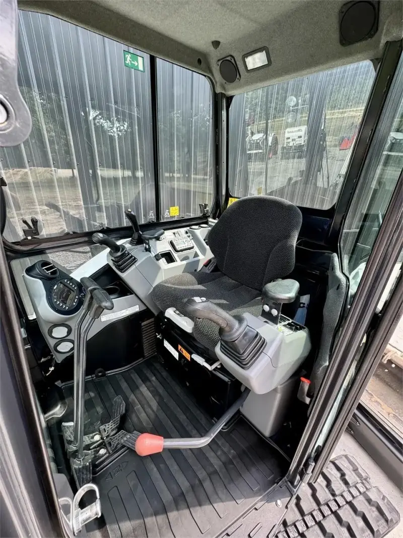 2019 BOBCAT E35I photo 19