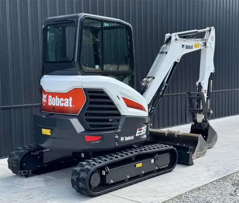 2019 BOBCAT E35I photo 3