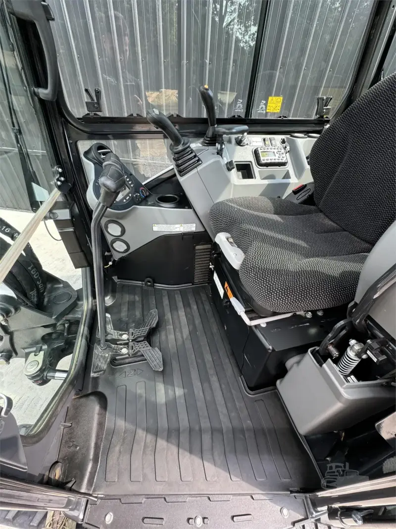 2019 BOBCAT E35I photo 21