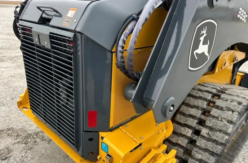 2016 John Deere 333G photo 13