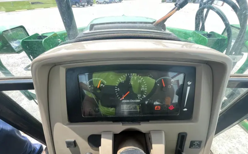 2011 John Deere 5093E MFWD photo 46