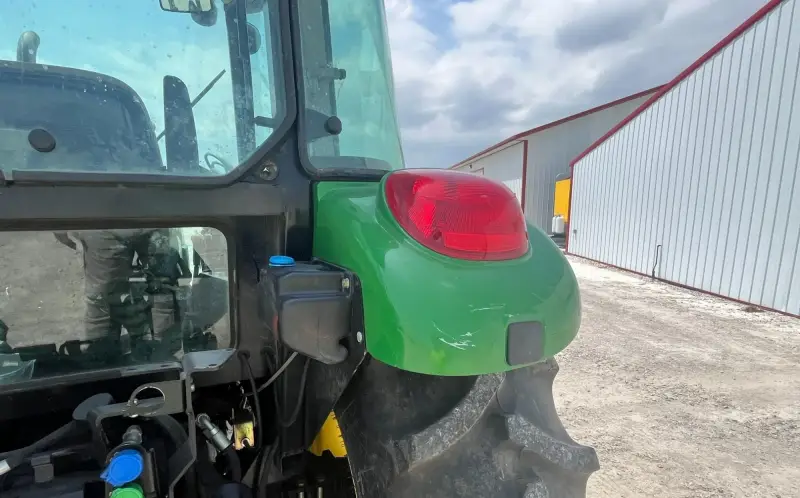 2011 John Deere 5093E MFWD photo 18