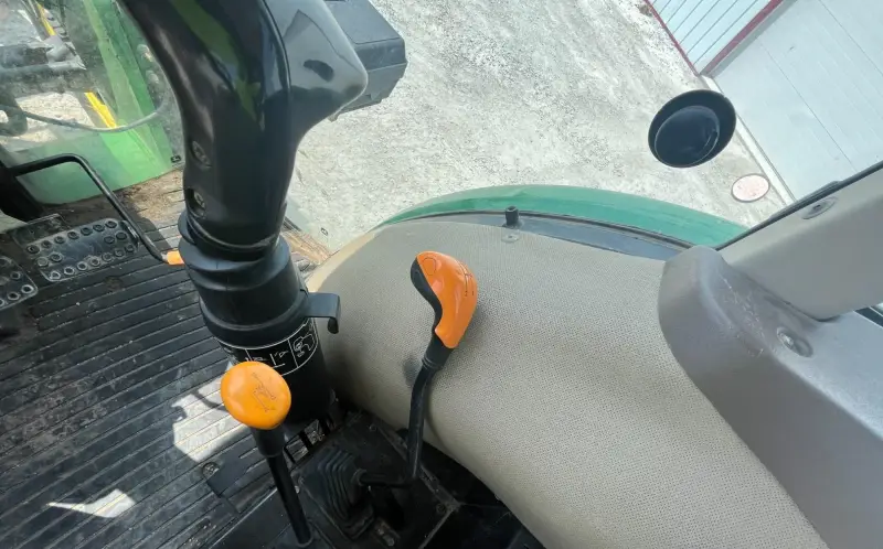 2011 John Deere 5093E MFWD photo 39