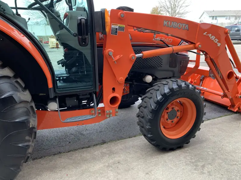 2010 Kubota Grand L Series L5240HSTC photo 19
