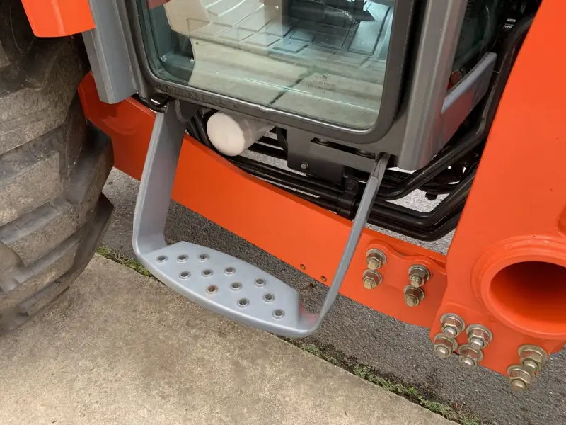 2010 Kubota Grand L Series L5240HSTC photo 22