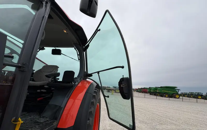 2019 Kubota M6-141 MFWD Tractor W/Loader | Agriculture photo 86