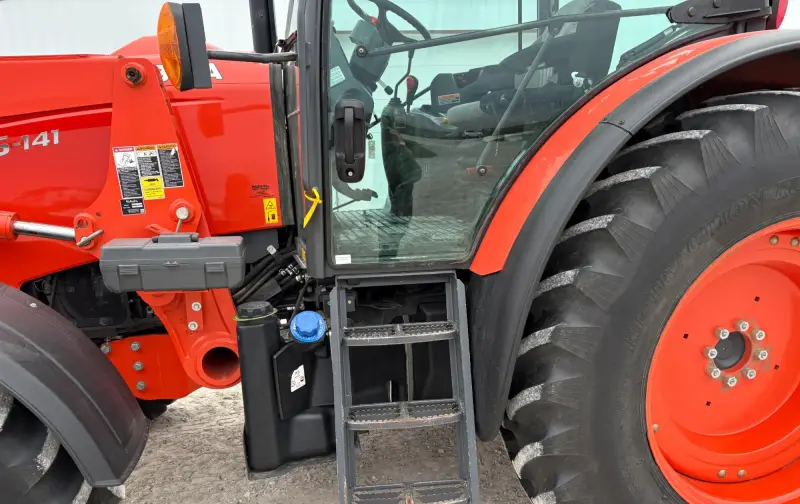 2019 Kubota M6-141 MFWD Tractor W/Loader | Agriculture photo 22