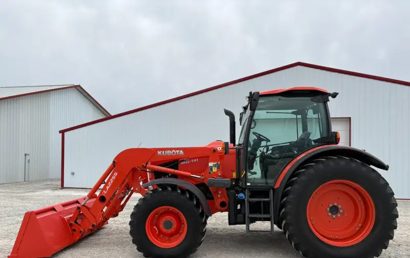 2019 Kubota M6-141 MFWD Tractor W/Loader | Agriculture photo 8