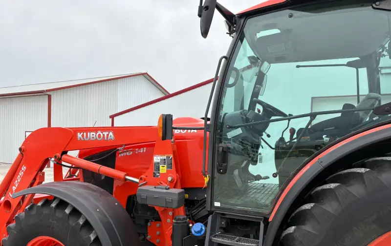 2019 Kubota M6-141 MFWD Tractor W/Loader | Agriculture photo 15