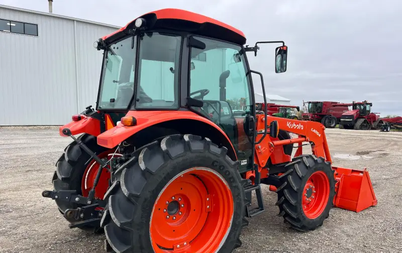 2021 Kubota M4-071D Deluxe MFWD Tractor W/Loader | Agriculture photo 5